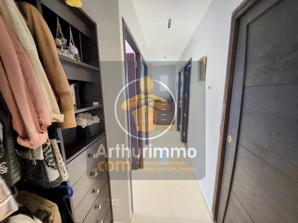 Vente                                                      Propriété
                        
                     10 pièces                      260 m2                     à Brunoy