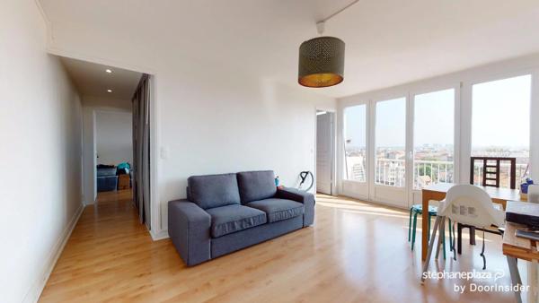 Location                                                      Appartement
                        
                     3 pièces                      51 m2                     à Vitry-sur-Seine
