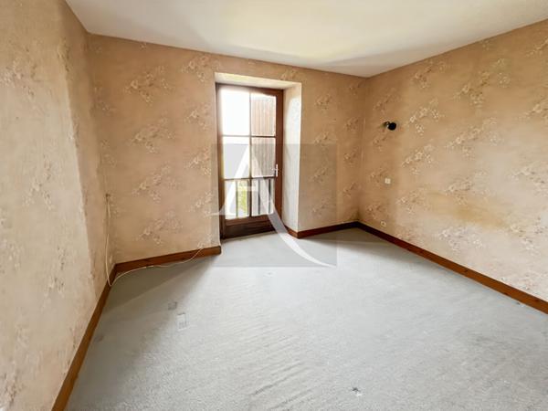 Belle maison de campagne en pierre avec piscine !