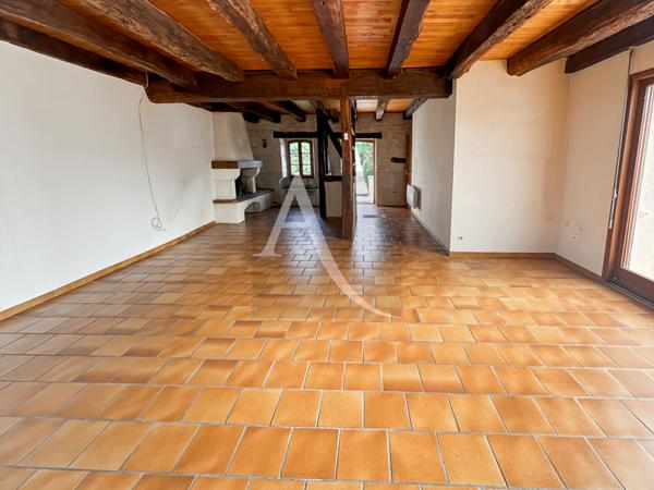 Belle maison de campagne en pierre avec piscine !