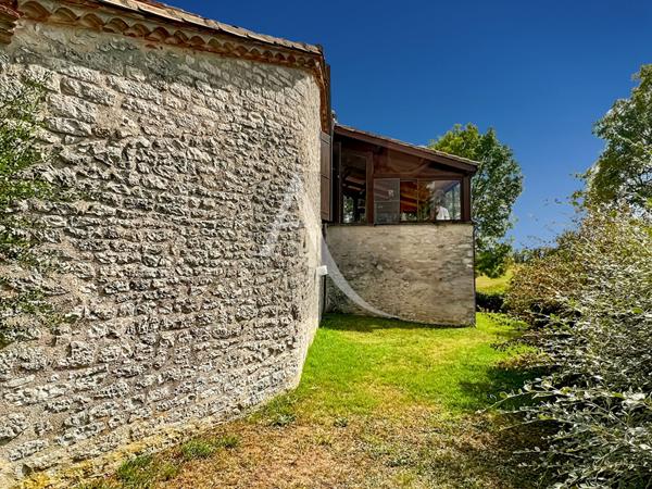 Belle maison de campagne en pierre avec piscine !