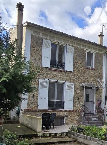 QUARTIER PAVILLONAIRE Proche de la garer RER C ABLON SUR SEINE