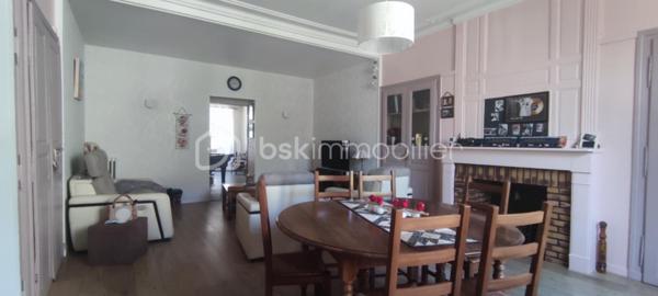 Maison de ville de 211 m²