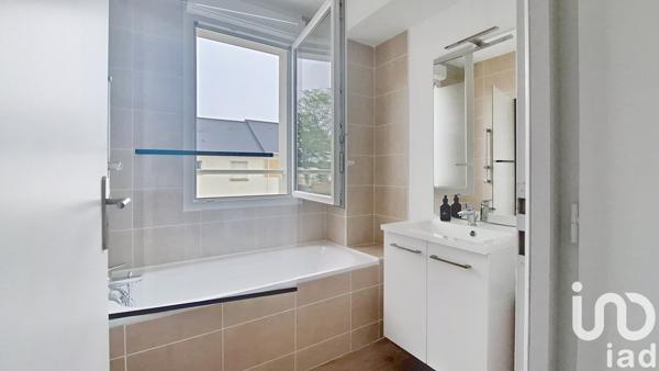 Apartment for sale 3 rooms 63 m² Liffré