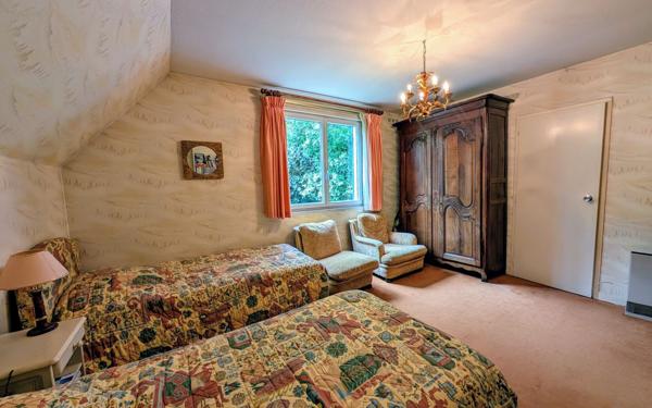 Maison à vendre    7 pièces • 247,70 m2 Mont-Saint-Aignan