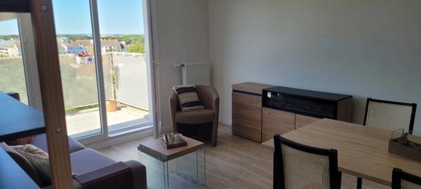 JOUY-LE-MOUTIER – Quartier de la Rosée - Appartement 2 pièces meublé • 41 m² • Terrasse • Parking • Vue dégagé