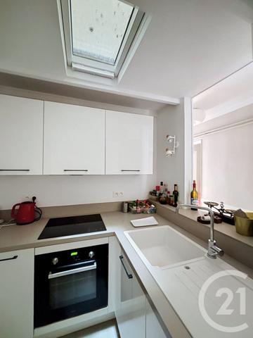 Appartement T3 à vendre  3 pièces - 72,47 m 2   PARIS  - 75009