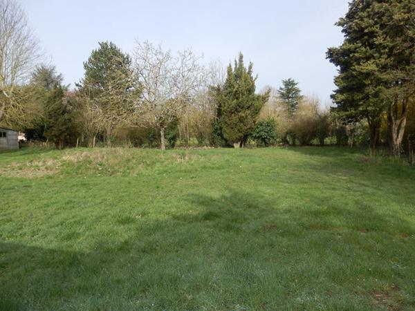 TERRAIN VIABILISE 1008 m2 Laval TERRAIN VIABILISE 1008 m2 Laval