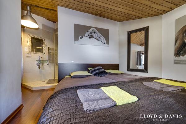 Opportunité rare : chalet savoyard du XVIIIᵉ siècle à  Tignes — 150 m², charme & modernité