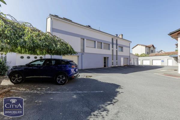 Immeuble à vendre 422m² Mandeure (25350)