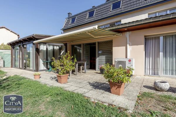 Immeuble à vendre 422m² Mandeure (25350)