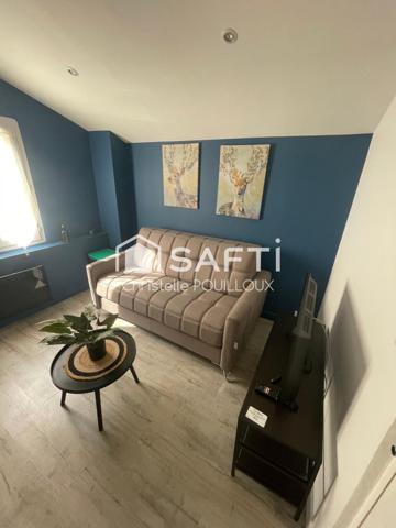 Immeuble rénové comprenant 3 logements meublés