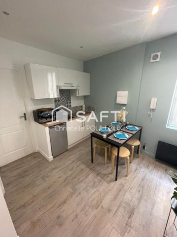 Immeuble rénové comprenant 3 logements meublés