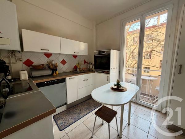 Appartement F5 à vendre  4 pièces - 96,61 m2 TOULON - 83