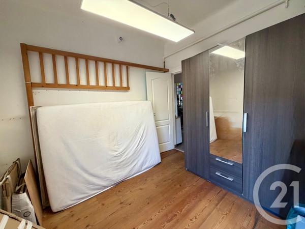 Appartement F5 à vendre  4 pièces - 96,61 m2 TOULON - 83