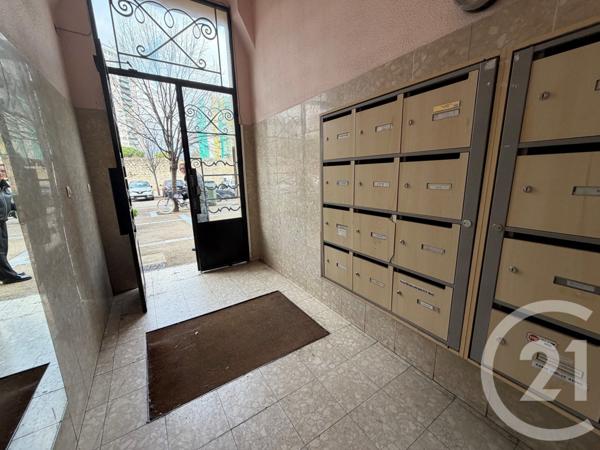 Appartement F5 à vendre  4 pièces - 96,61 m2 TOULON - 83