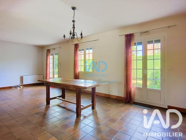 Maison à vendre 6 pièces 139 m² Fontenay-Trésigny