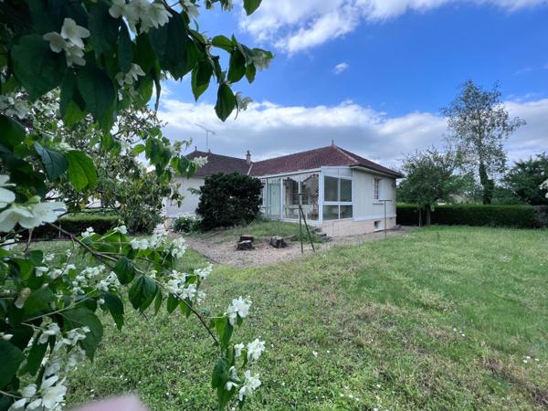 Grand Pavillon de 130 M2 dans le centre 4 CHAMBRES