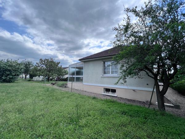 Grand Pavillon de 130 M2 dans le centre 4 CHAMBRES