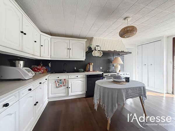 SAINT-AVERTIN - CANGÉ - Maison à rénover 90 m² avec terrain de 760 m², garages