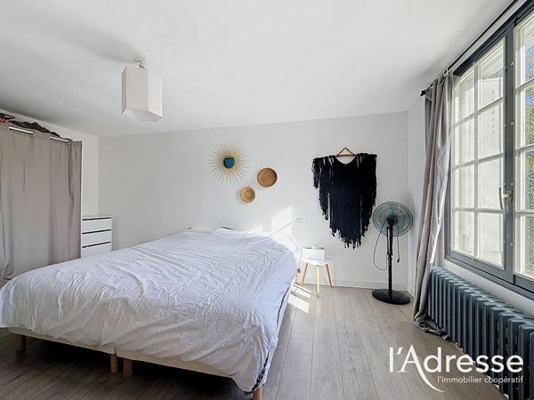 SAINT-AVERTIN - CANGÉ - Maison à rénover 90 m² avec terrain de 760 m², garages