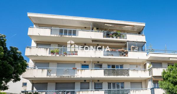 À vendre Appartement 2 pièces 42.84 m² - Le Plessis-robinson 92350