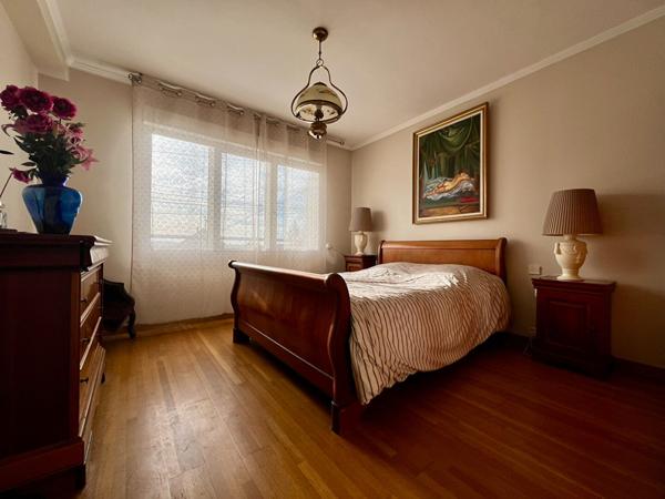 Maison 8 pièces 199 m² avec piscine ? Château-Thierry, secteur Buisson