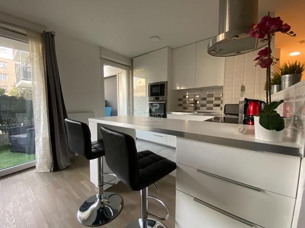 Appartement Nanterre 3 pièce(s) €400 000 ** - Référence 15330
