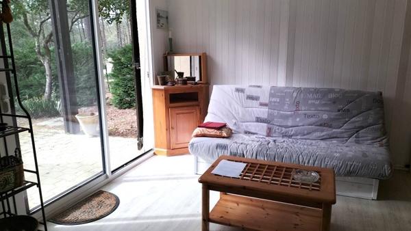 Charmant pavillon au coeur du Golf dans un cadre naturel privilégié