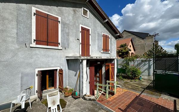 Maison à vendre    3 pièces •  Bondy