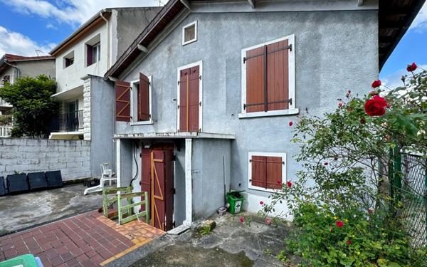 Maison à vendre    3 pièces •  Bondy