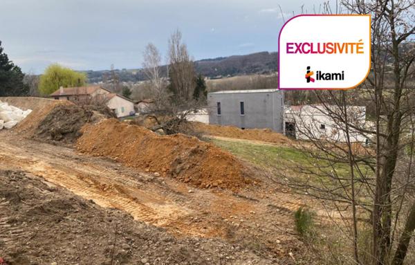 Terrain à Batir de 880 m²