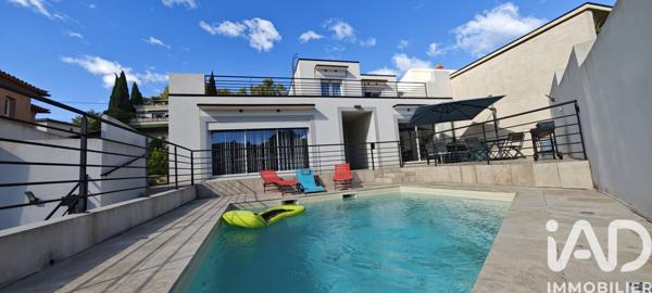 Maison à vendre 4 pièces 152 m² Nîmes