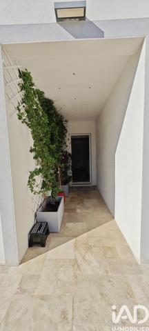 Maison à vendre 4 pièces 152 m² Nîmes