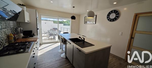 Maison à vendre 4 pièces 152 m² Nîmes