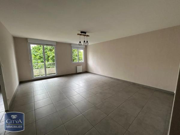 Appartement à louer 3 pièces 64.44m² Mâcon (71000)