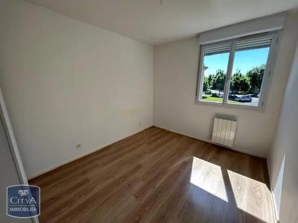 Appartement à louer 3 pièces 64.44m² Mâcon (71000)
