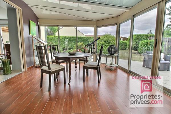 Maison 5 chambres sur un terrain de 1530 m² à Châteauneuf Sur Loire à 2 pas des bords de loire