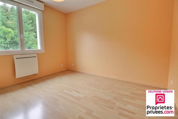 Maison 5 chambres sur un terrain de 1530 m² à Châteauneuf Sur Loire à 2 pas des bords de loire