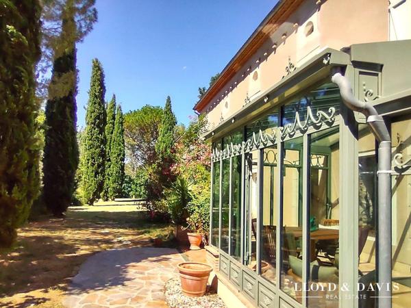 DEMEURE DE CARACTERE CHARME ANCIEN 3HA