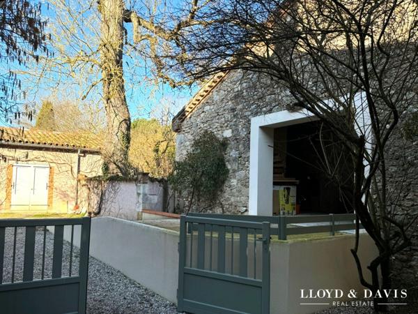 DEMEURE DE CARACTERE CHARME ANCIEN 3HA