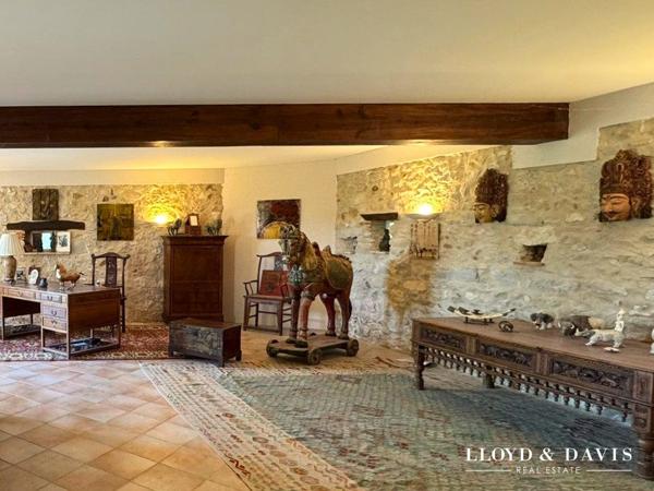 DEMEURE DE CARACTERE CHARME ANCIEN 3HA