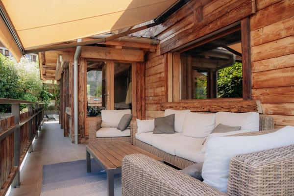 Maison Sallanches 8 pièce(s) 217 m2