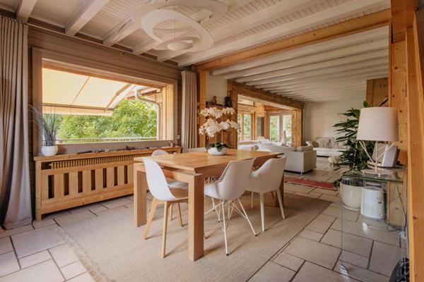 Maison Sallanches 8 pièce(s) 217 m2