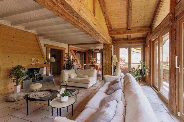 Maison Sallanches 8 pièce(s) 217 m2