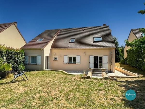 Maison Mennecy de 2003 dans la remise du Rousset