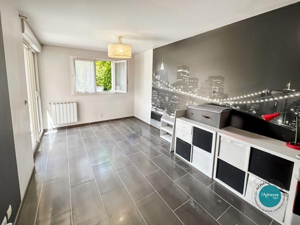 Maison Mennecy de 2003 dans la remise du Rousset