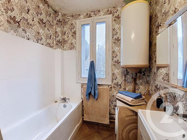 Appartement F2 à vendre  2 pièces - 41,83 m2 ST DENIS - 93