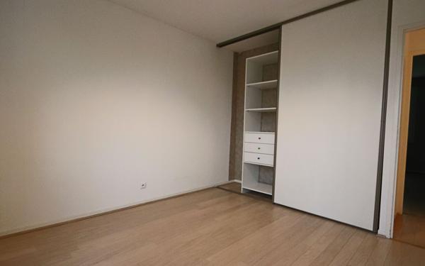 Maison à vendre    7 pièces • 168 m2 Écully