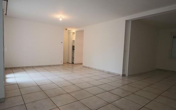 Maison à vendre    7 pièces • 168 m2 Écully